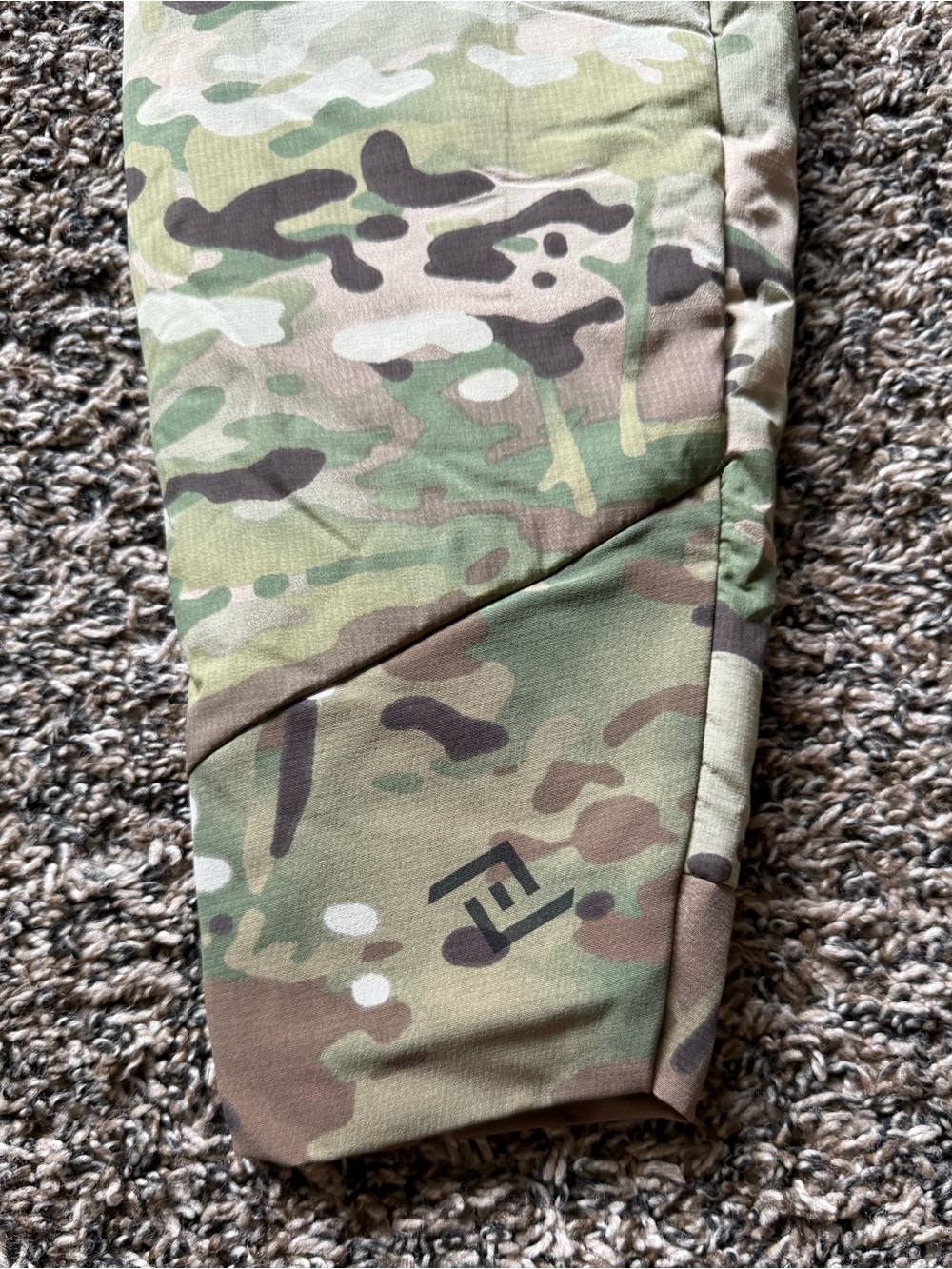 NWOT Patagonia/Forgeline Midweight Low Loft Multicam Hooded Jacket Size Large R - Picture 7 of 8